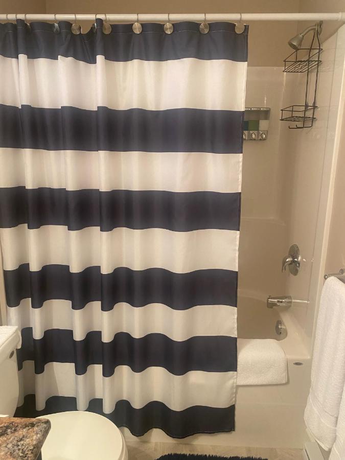 ナナイモ Rockwood House Bed & Breakfast エクステリア 写真